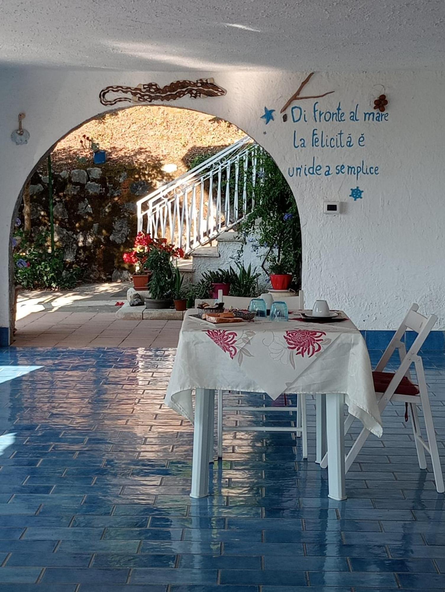 Villa Luisa Sul Mare 카피텔로 외부 사진